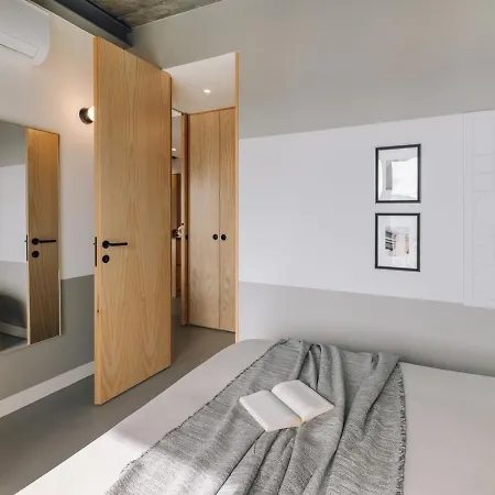 דירה Moledo - 3 Bedrooms And Balcony In Santo Antonio ליסבון