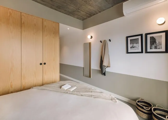 Апартаменты Moledo - 3 Bedrooms And Balcony In Santo Antonio